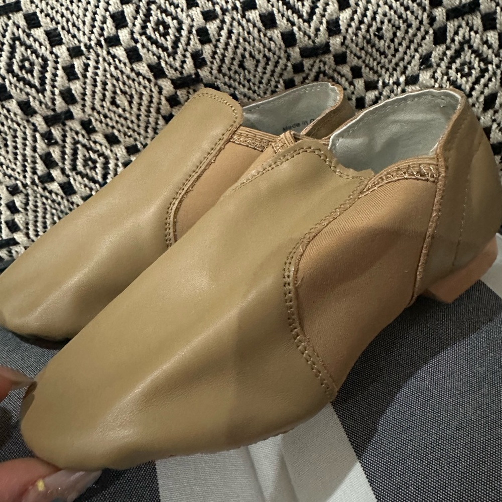 Linodes Leather Jazz Shoe Slip On for Girls and Boys (Toddler)